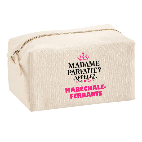 Trousse Multifonction Madame Parfaite Marechale-Ferrante - Multi-Purpose Case - Idée Trousse Multifonction Cadeau Anniversaire Fête Original Famille Travail Départ Collègue Retraite Noël.