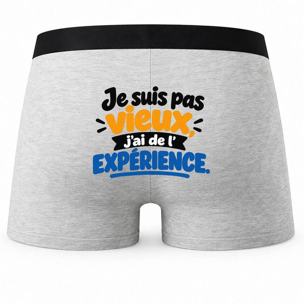 Boxer Homme Je suis Pas Vieux, J'Ai de l'expérience. Expressions Françaises | Caleçon Coton Gris Motif au Dos Coutures Plates S à 5XL | Idée Cadeau Senior Fête des Pères Noël