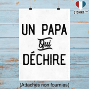 Affiche un papa qui déchire