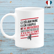 Mug célibataire au motocross