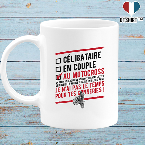 Mug célibataire au motocross