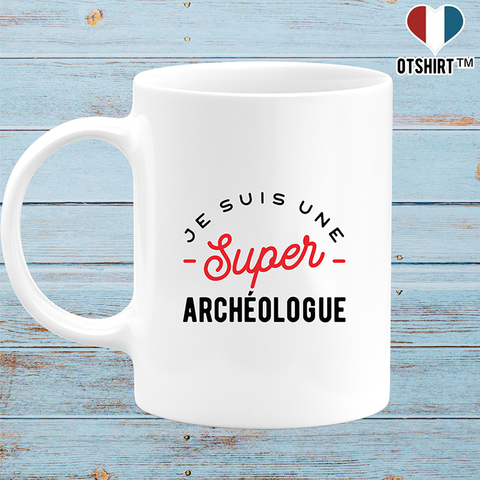Mug une super archéologue