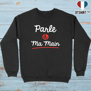 Pull homme parle à ma main