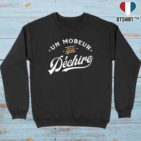 Pull homme un mobeur qui déchire