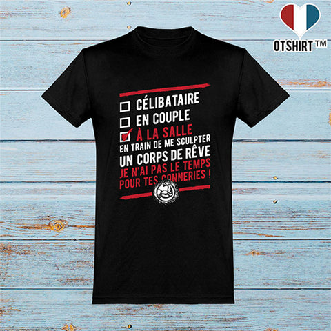  T shirt homme célibataire à la salle