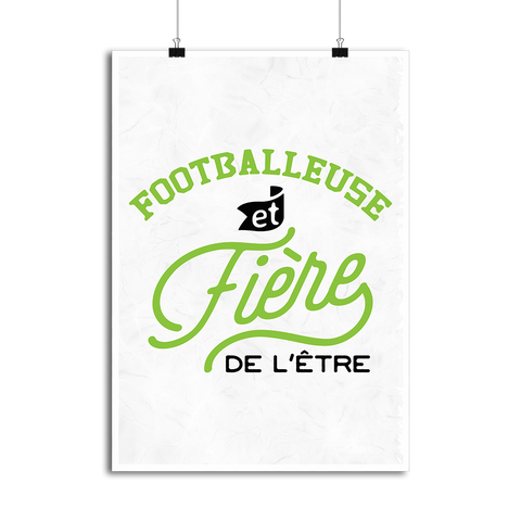 Affiche footballeuse et fière foot