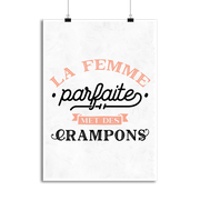 Affiche la femme parfaite met des crampons