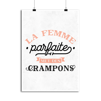 Affiche la femme parfaite met des crampons