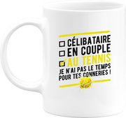 Mug célibataire au tennis