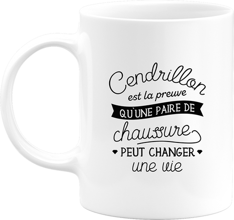 Mug une paire de chaussure