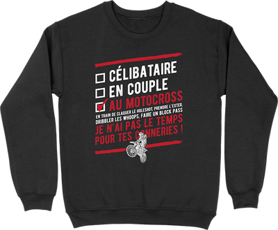 Pull homme célibataire au motocross